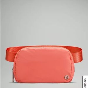 Lululemon everywhere belt bag